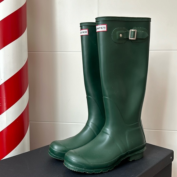 Free People x Hunter Wellies Tall Rain Boots - Picture 4 of 11